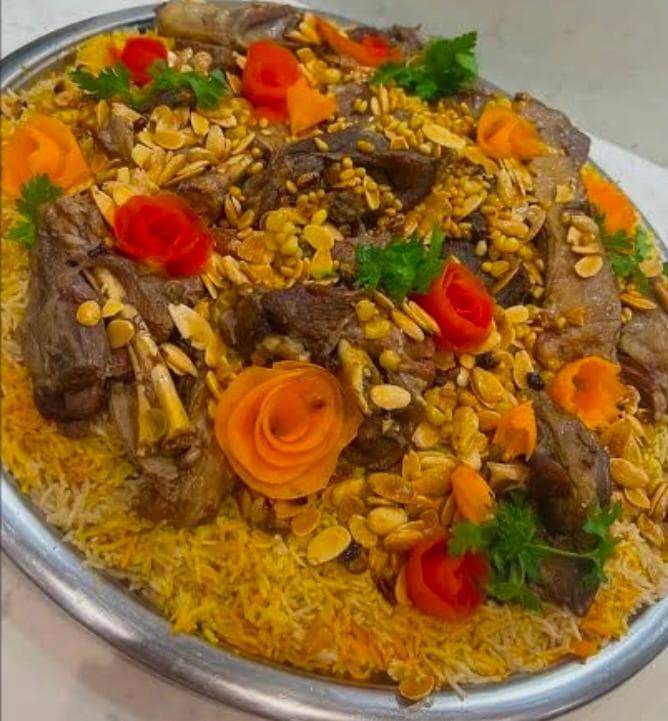 مندي لحم خاروف ل ٥ اشخاص image